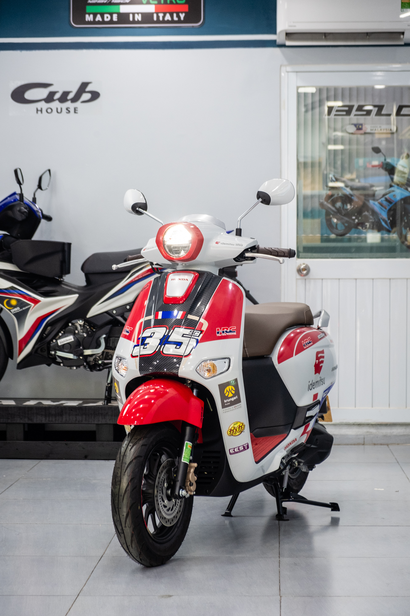 Màu sắc và chi tiết thiết kế Honda Giorno+ SC35