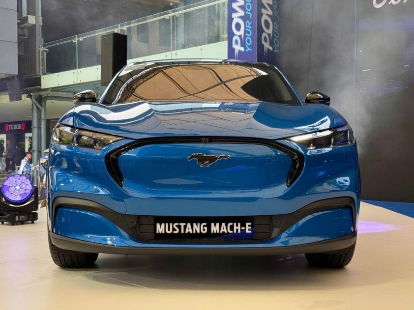 Ford Mustang Mach-E ngoại thất