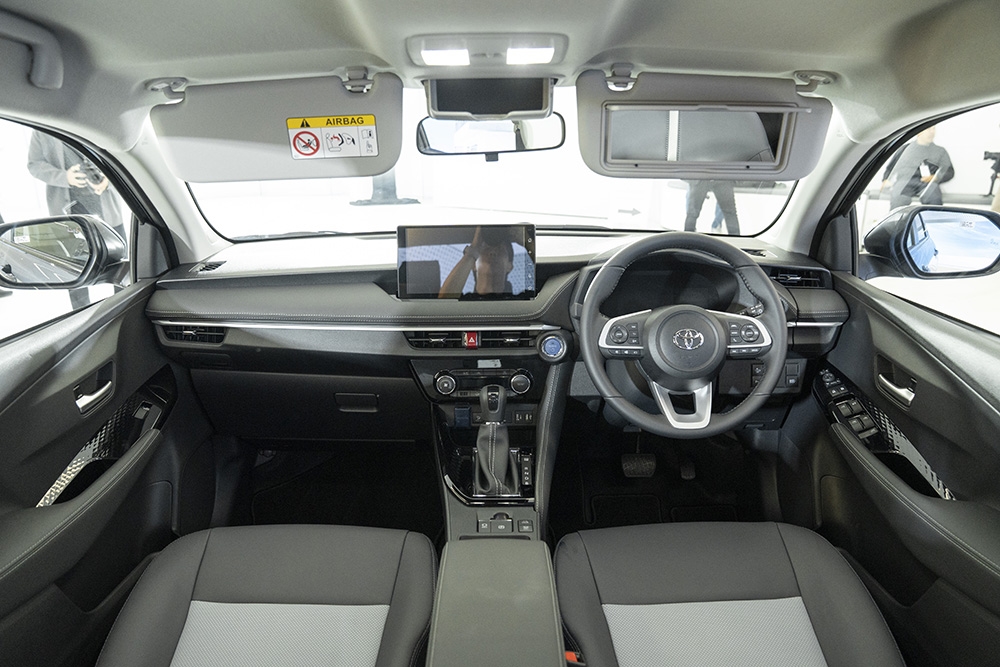 Thiết kế nội thất xe Toyota Vios hybrid