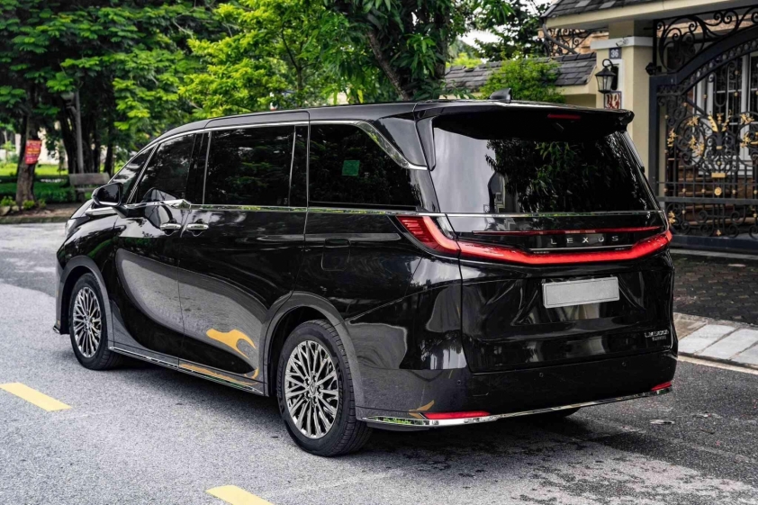 Động cơ hybrid của Lexus LM 500h