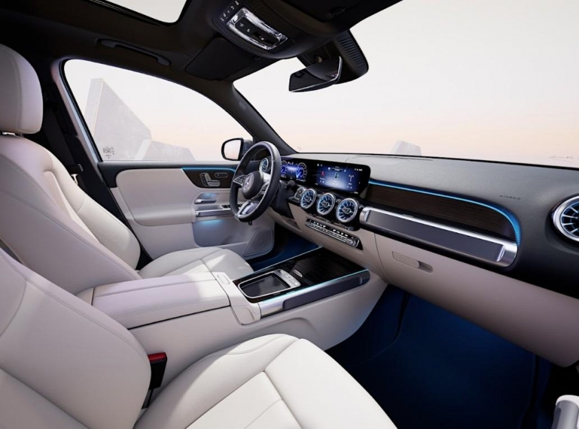 Nội thất Mercedes-Benz EQB 250+ FL