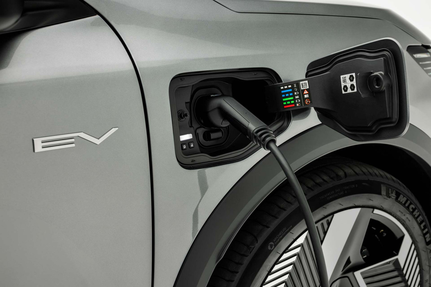Công nghệ động cơ và pin trên Eclipse Cross EV
