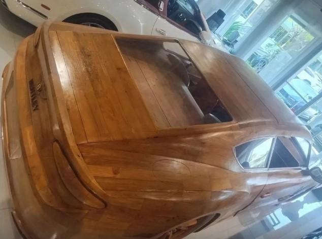 Bentley gỗ ngang giá Bentley cũ