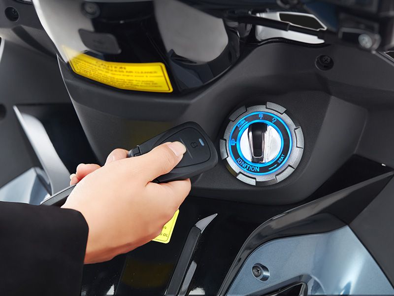 Trang bị khóa thông minh Smartkey