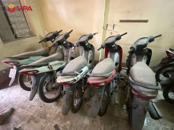 Lô xe máy được đấu giá tại Hà Nội - Ảnh 5 Xe mô tô tịch thu bán đấu giá
