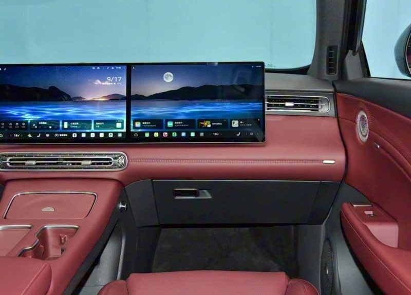 Chi tiết hệ thống truyền động SUV hybrid Bộ pin và hệ truyền động của mẫu xe hybrid