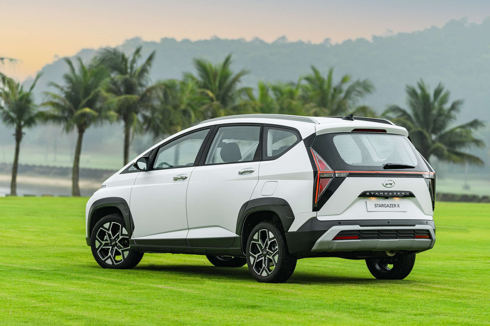 MPV ồ ạt vào Việt Nam, Hyundai Stargazer đang đứng ở đâu?- Ảnh 5. Doanh số ổn định của Hyundai Stargazer