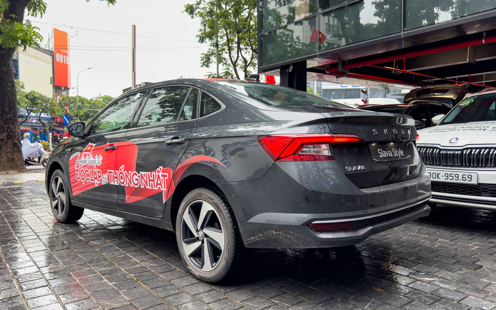 Công nghệ an toàn trên xe sedan hạng B Trang bị an toàn thực tế trên các mẫu xe