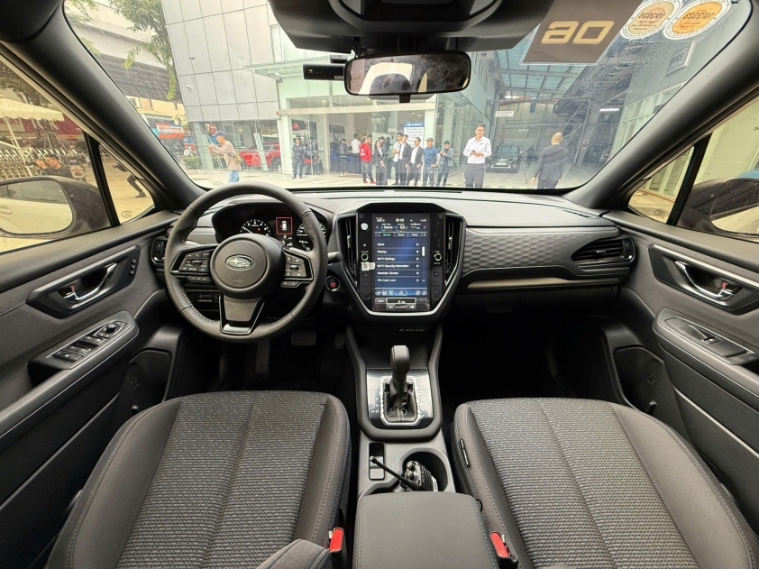 Nội thất và tiện nghi cabin Subaru Forester 2026