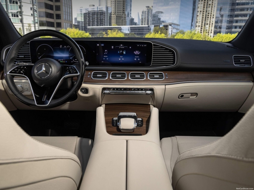 Mercedes-Benz GLE 400e phiên bản tại Việt Nam