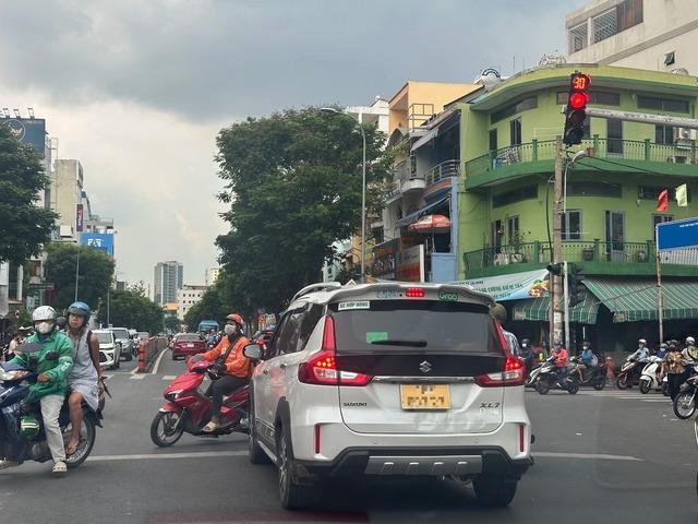 Lỗi vượt đèn đỏ và các lỗi khác thường gặp