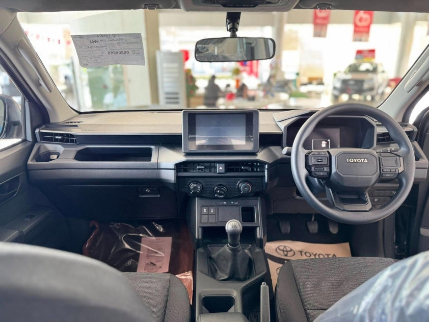 Hệ thống an toàn Toyota Hilux