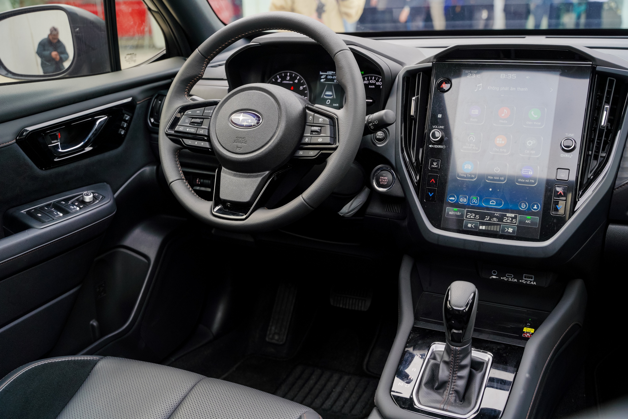 Cầm lái Subaru Forester vừa ra mắt: Động cơ mạnh hơn, tăng tốc tốt hơn nhưng ‘nước hậu’ còn yếu- Ảnh 7. Nội thất phiên bản i-S EyeSight
