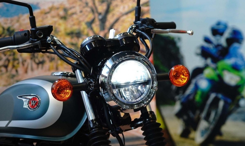 Kawasaki W230 2025 2 Chi tiết thiết kế Kawasaki W230 2025
