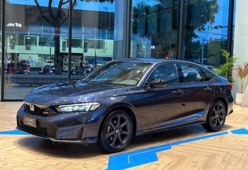 honda-civic-ehev-rs Honda Civic eHEV RS màu xanh
