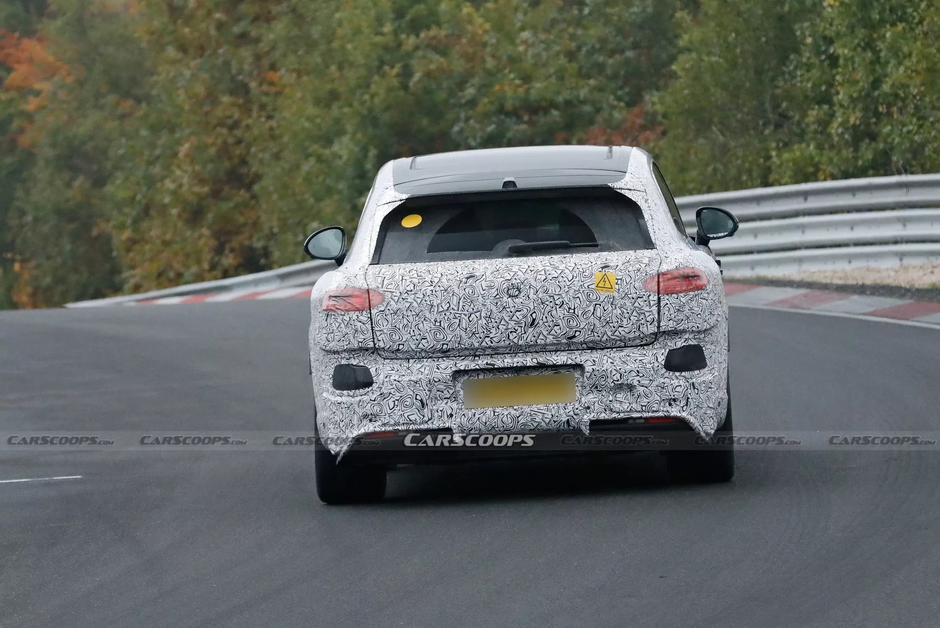 Chạy thử Bentley Urban SUV