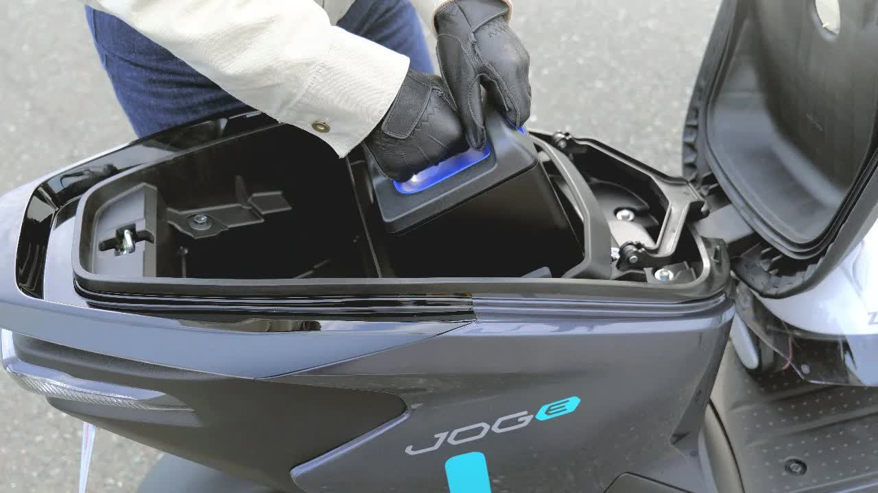 Động cơ tích hợp trong bánh xe giúp vận hành êm ái