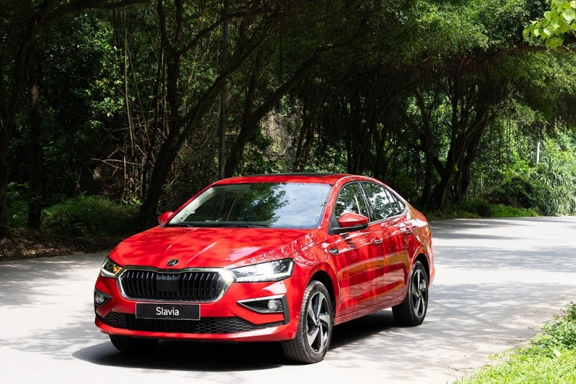 Skoda Slavia Active số sàn Skoda Slavia phiên bản Active 1.0 tăng áp